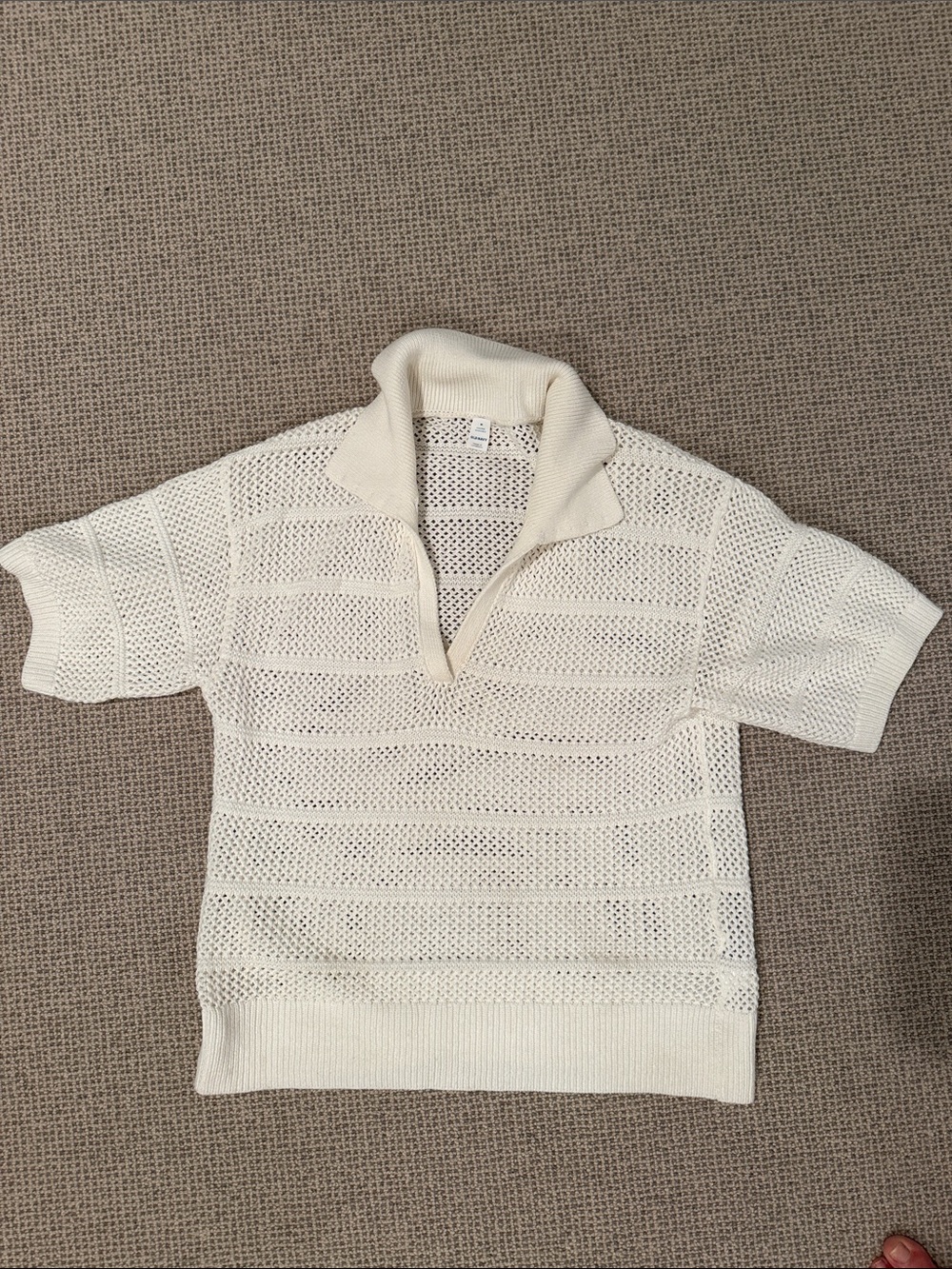 Old Navy open stitch sweater - size M